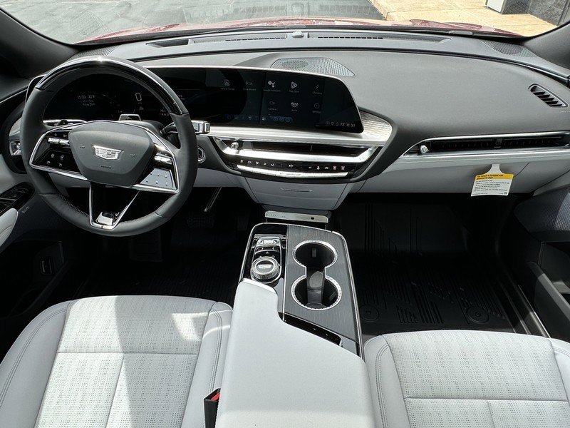 New 2025 Cadillac Lyriq Sport image 9