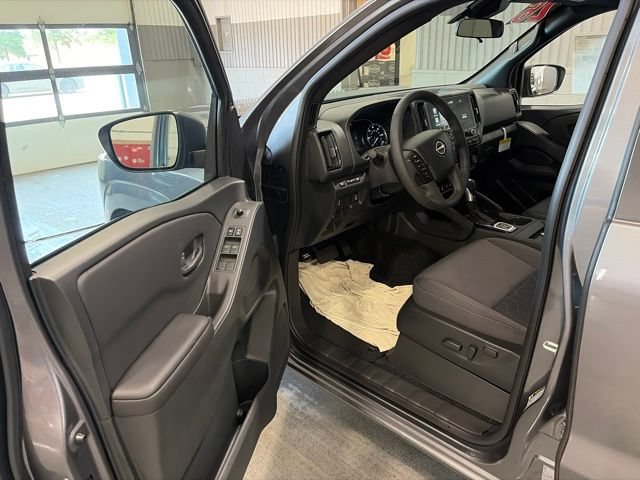 New 2026 Nissan Frontier SV w/ SV Convenience Package AWD/4WD image 11