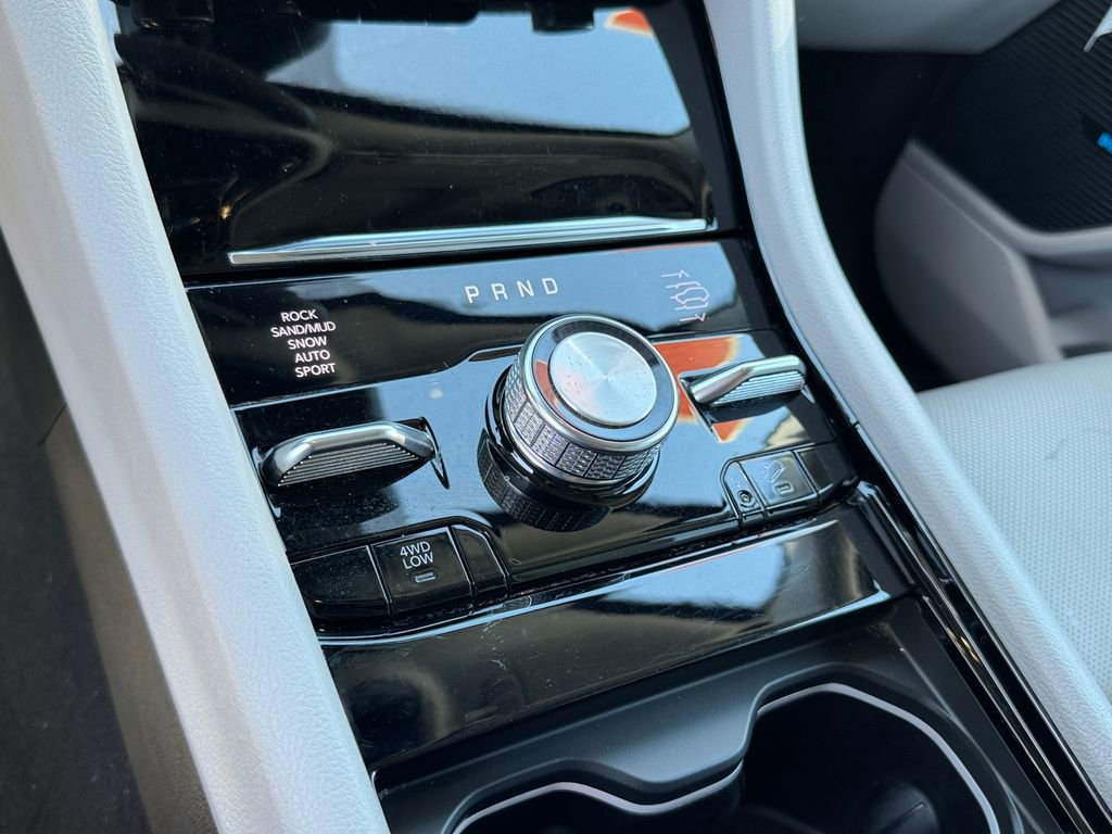 Certified 2022 Jeep Grand Cherokee Summit image 25