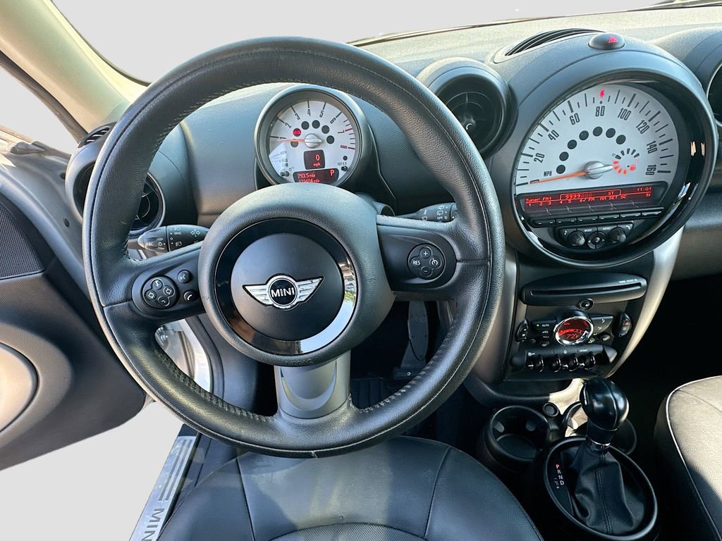 Used 2014 MINI Cooper Countryman FWD image 13