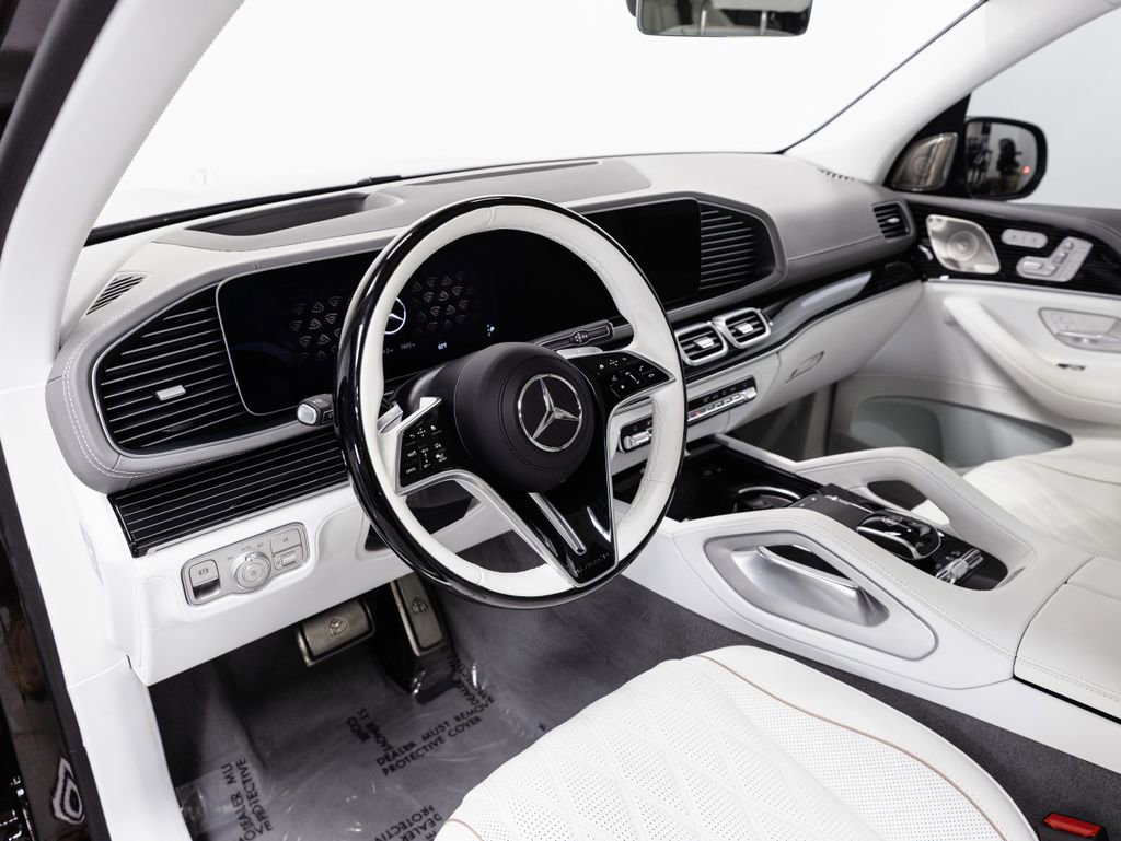 Certified 2024 Mercedes-Benz Maybach GLS 600 4MATIC image 9