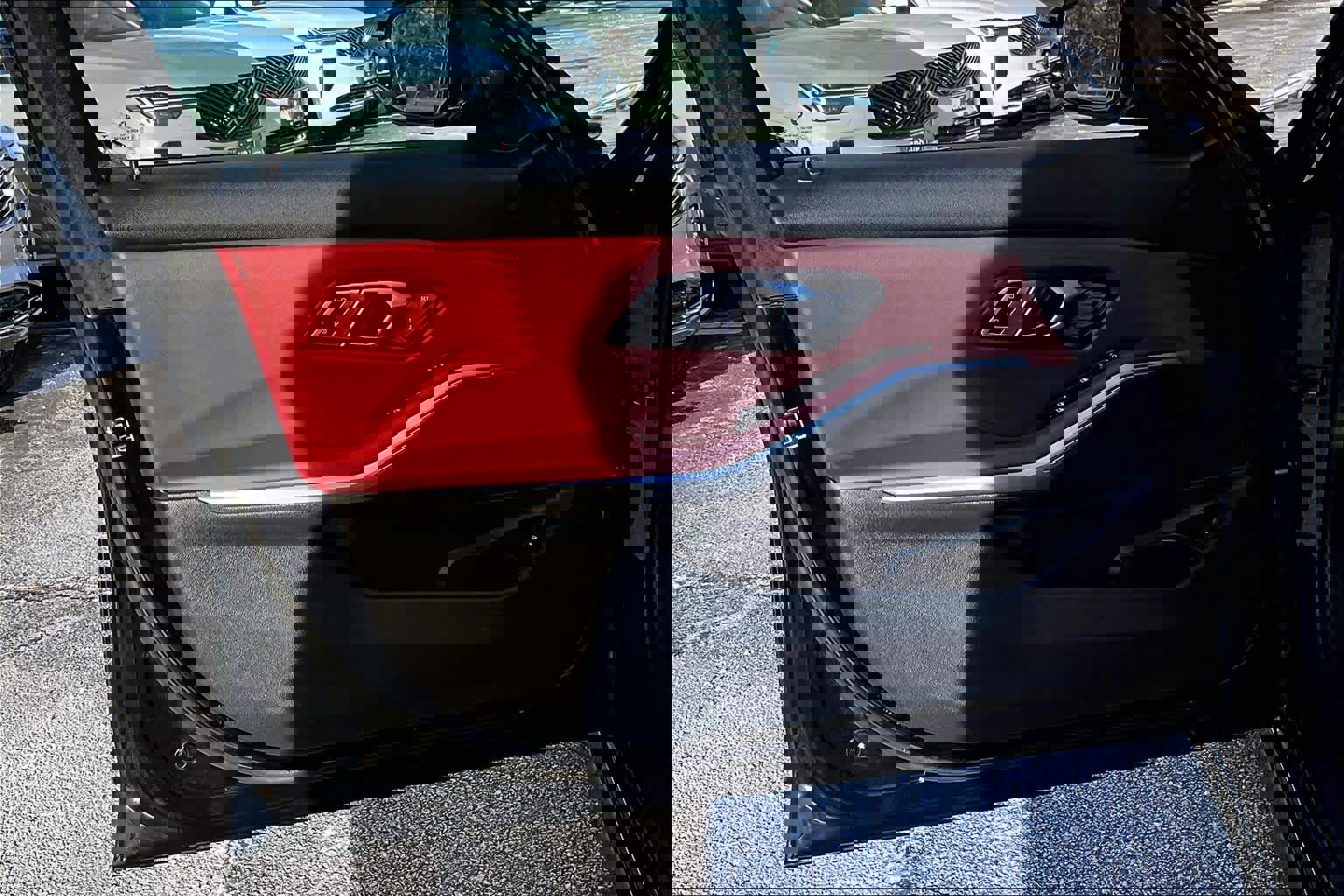 Used 2023 BMW 330i xDrive 330i xDrive w/ Driving Assistance Package image 21