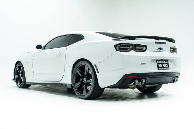 Used 2019 Chevrolet Camaro SS RWD image 18