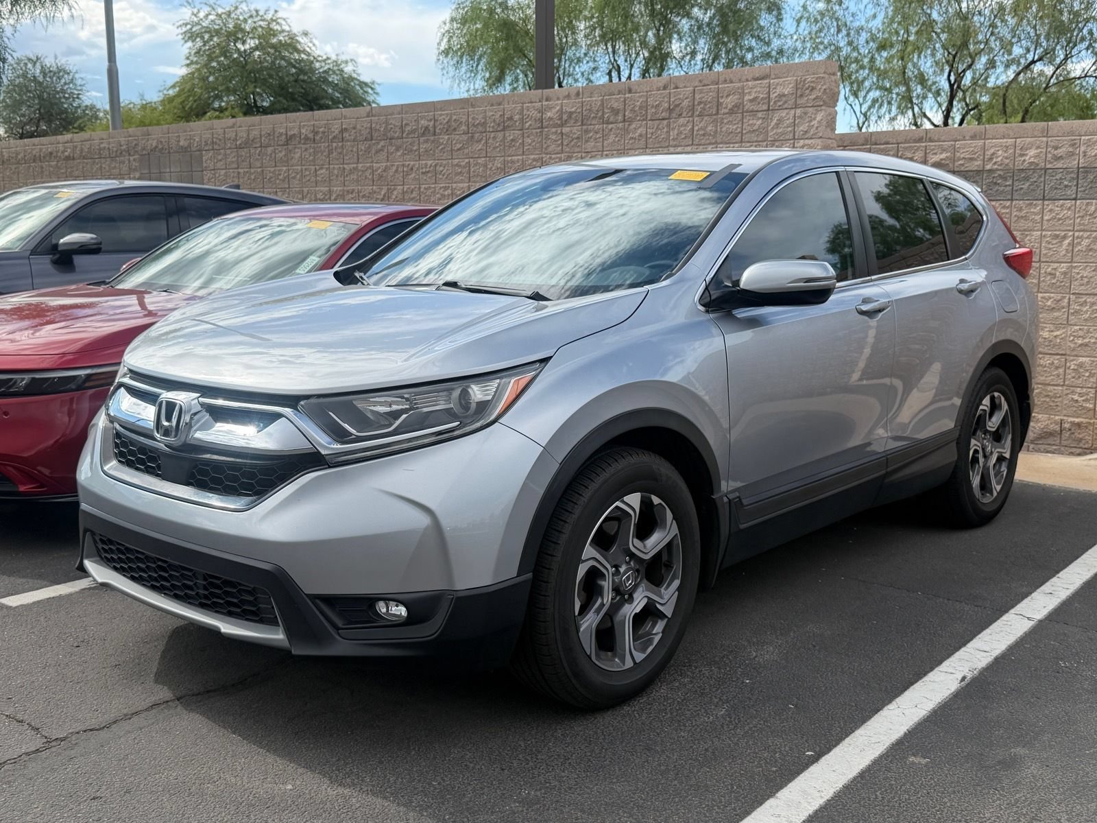 Used 2018 Honda CR-V EX-L image 2