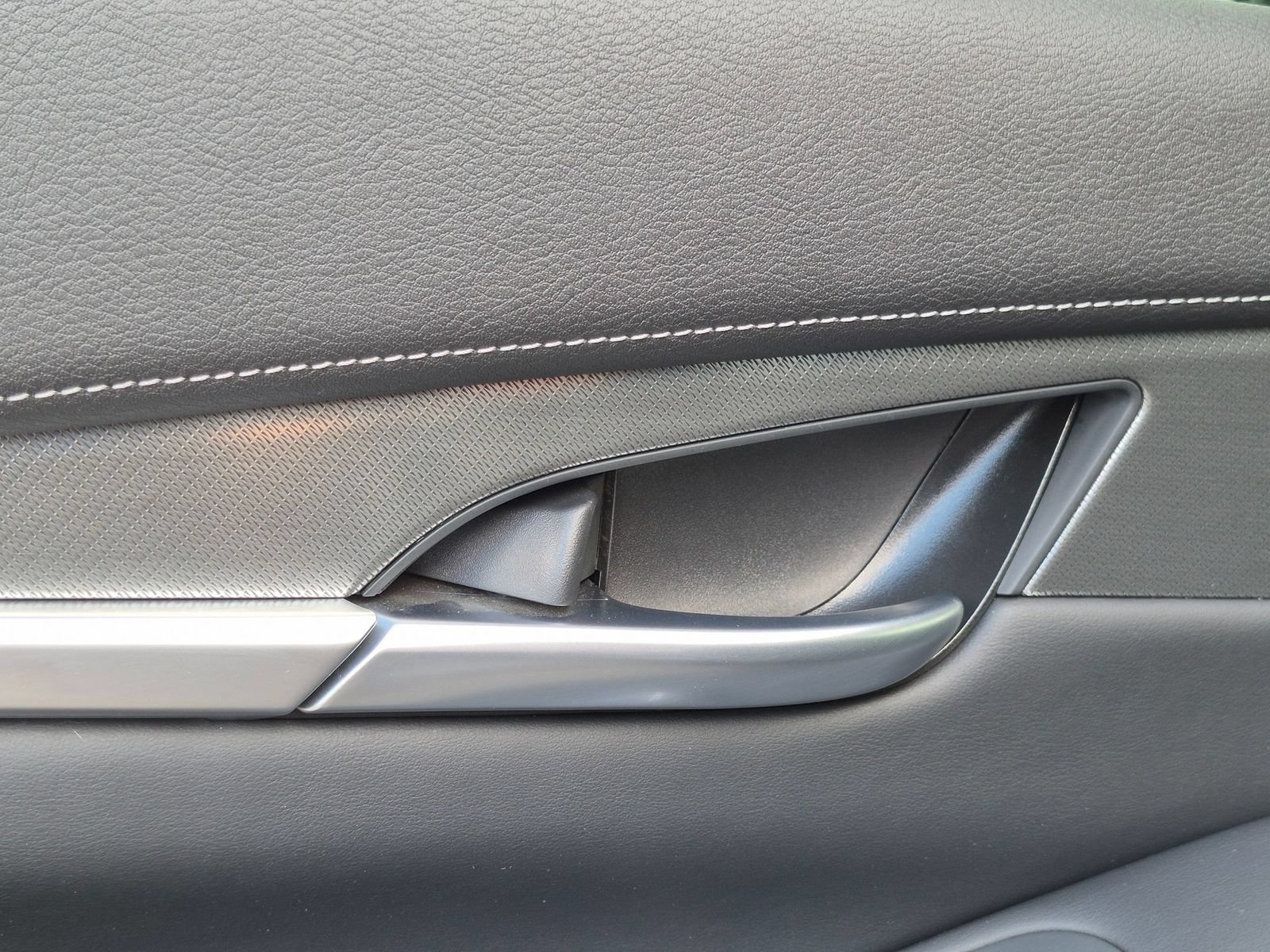 Used 2026 INFINITI QX60 Luxe w/ Cargo Package FWD image 29