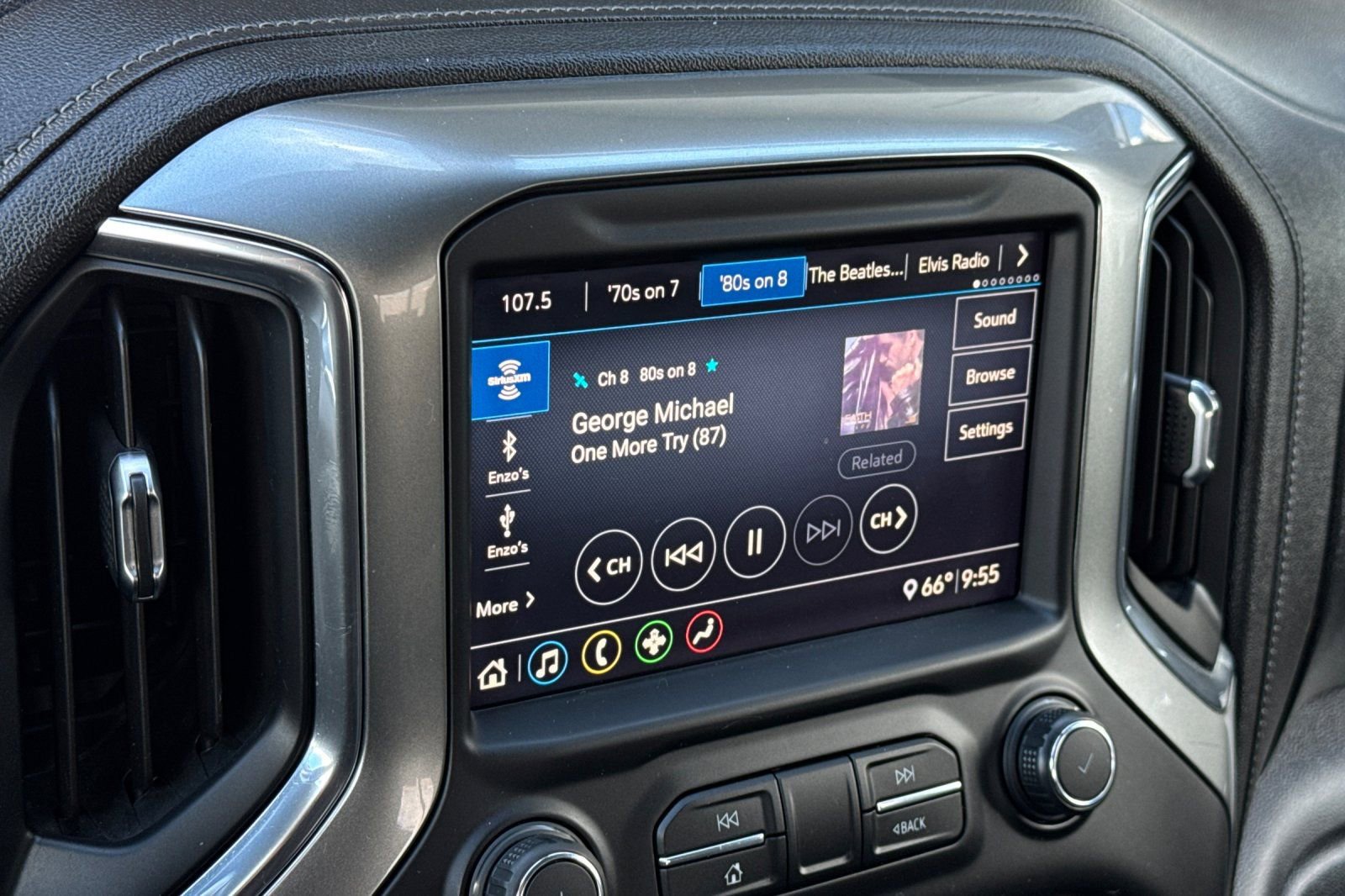 Used 2020 Chevrolet Silverado 1500 LT w/ All-Star Edition image 18