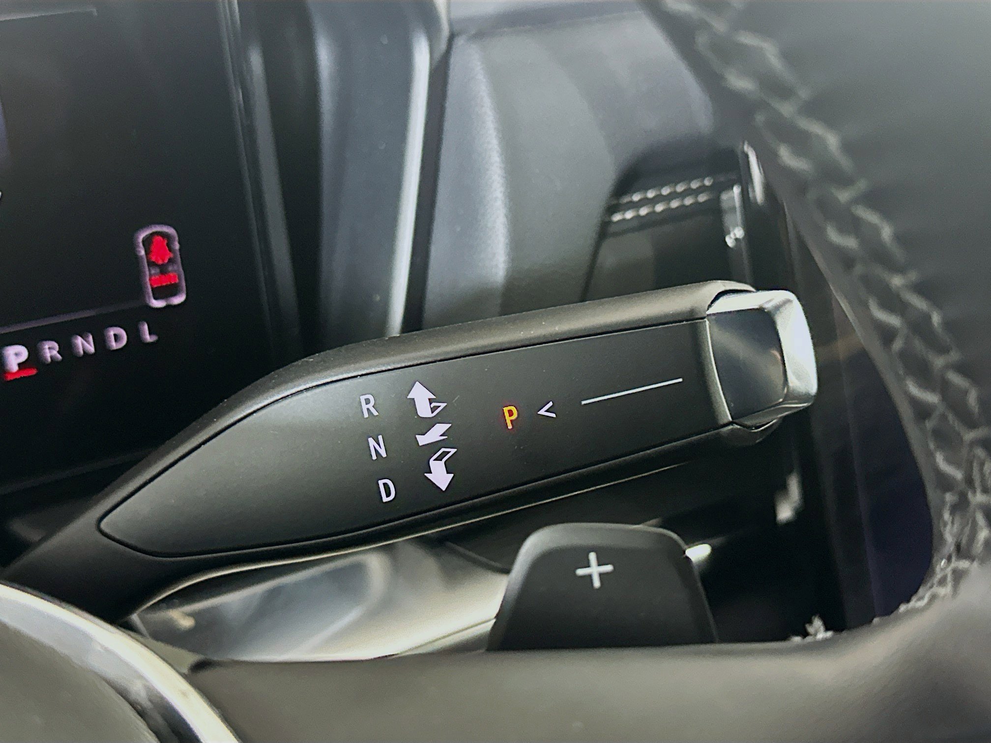 Used 2025 GMC Terrain Elevation image 25