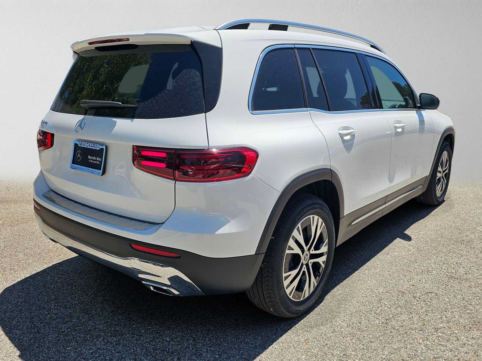 New 2026 Mercedes-Benz GLB 250 image 3