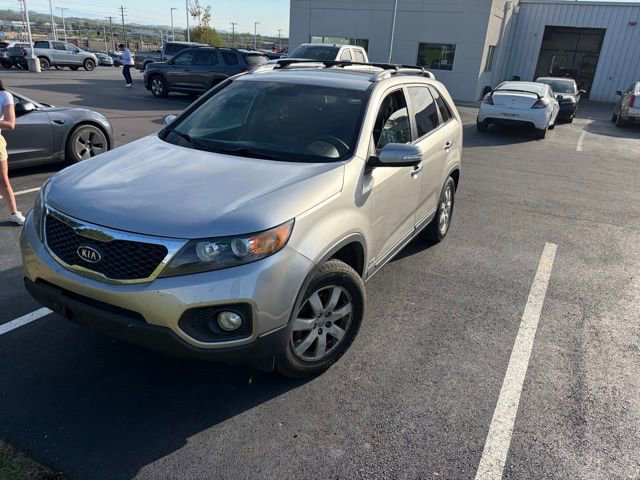 Used 2012 Kia Sorento LX w/ Convenience Pkg AWD/4WD image 2