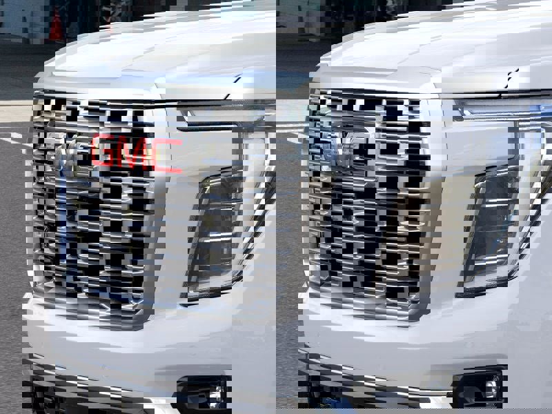 New 2026 GMC Yukon XL Denali image 13