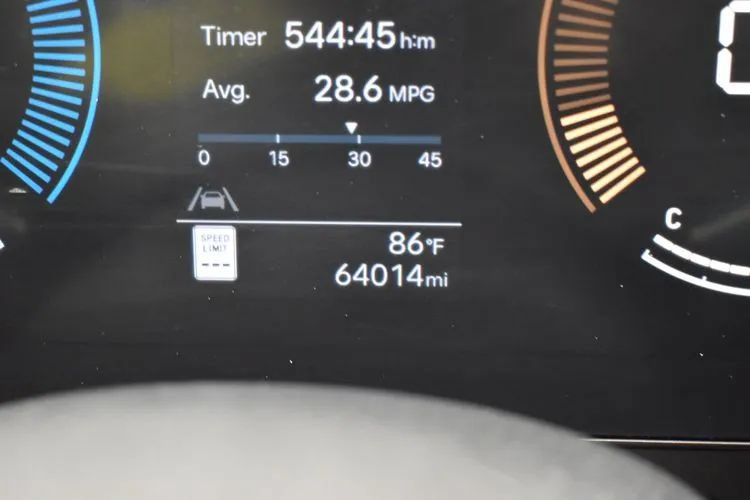 Used 2024 Hyundai Sonata SEL FWD image 27