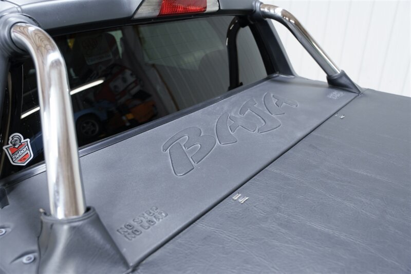 Used 2003 Subaru Baja AWD/4WD image 8