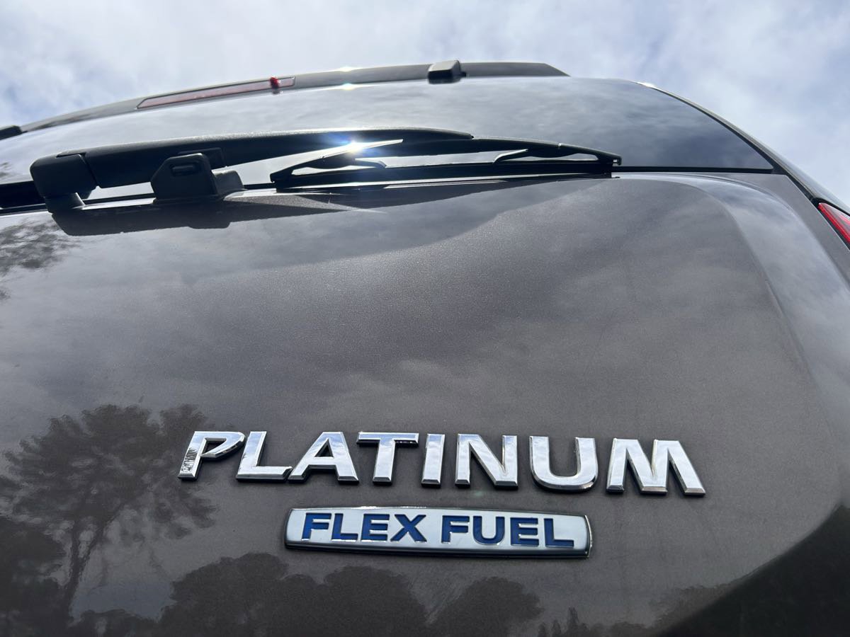 Used 2013 Nissan Armada Platinum image 10