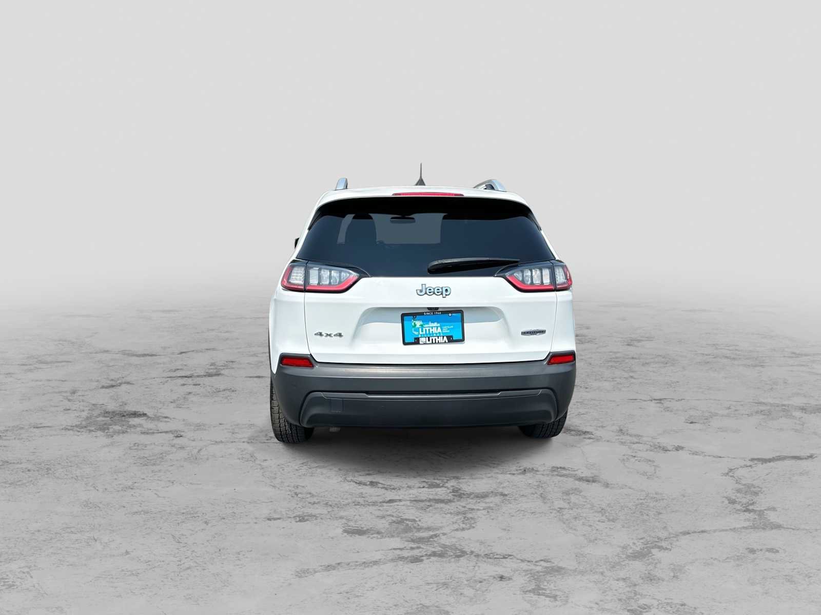 Used 2019 Jeep Cherokee Latitude Plus AWD/4WD image 7