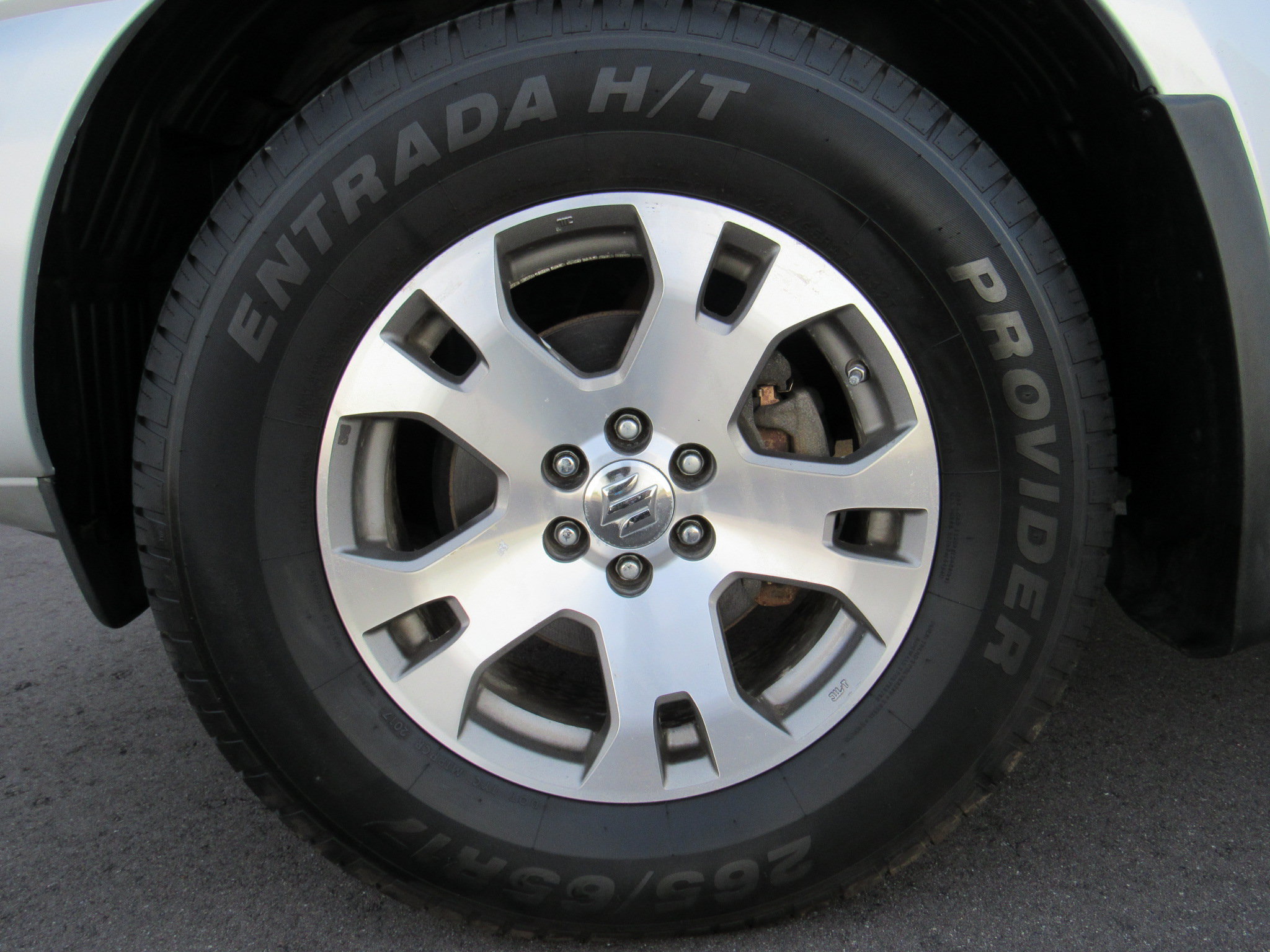 Used 2012 Suzuki Equator Sport AWD/4WD image 40
