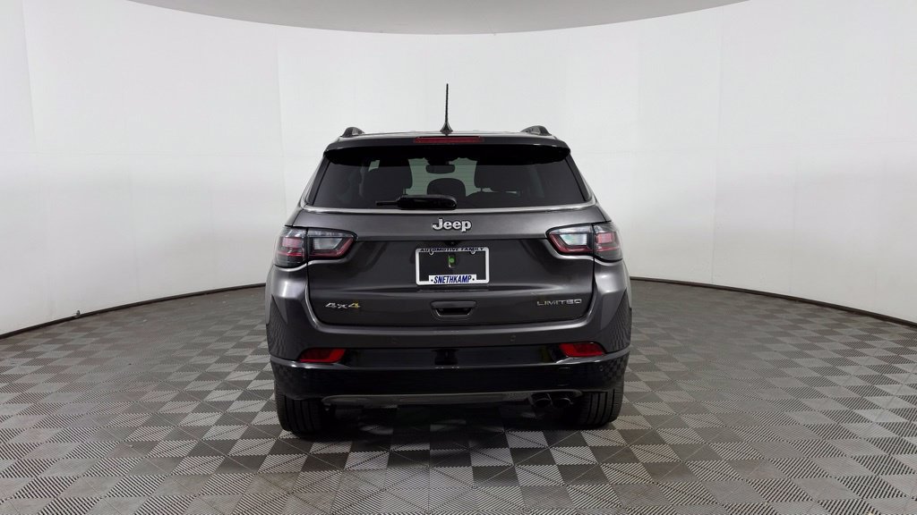 Used 2022 Jeep Compass Limited w/ Elite Group AWD/4WD image 7