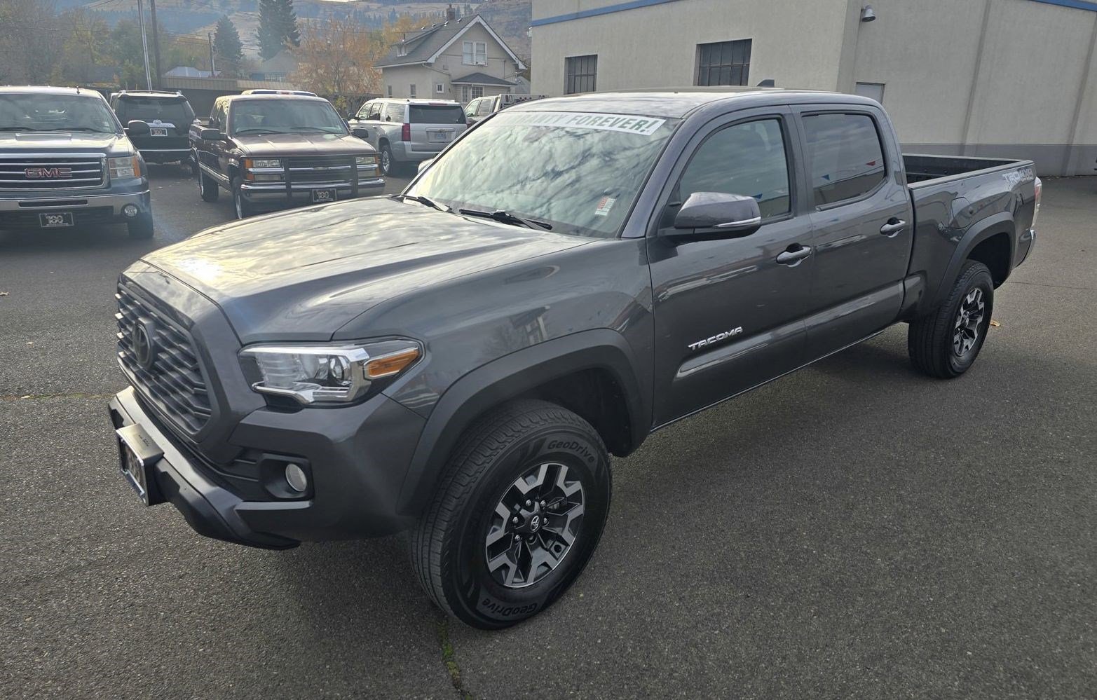 Used 2022 Toyota Tacoma TRD Off-Road image 26