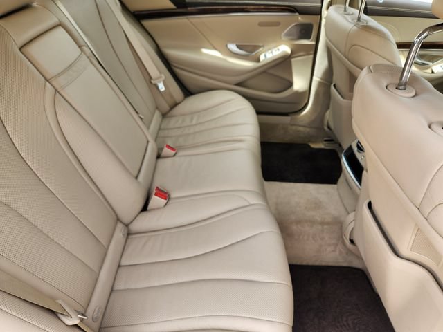 Used 2017 Mercedes-Benz S 550 4MATIC Sedan image 24