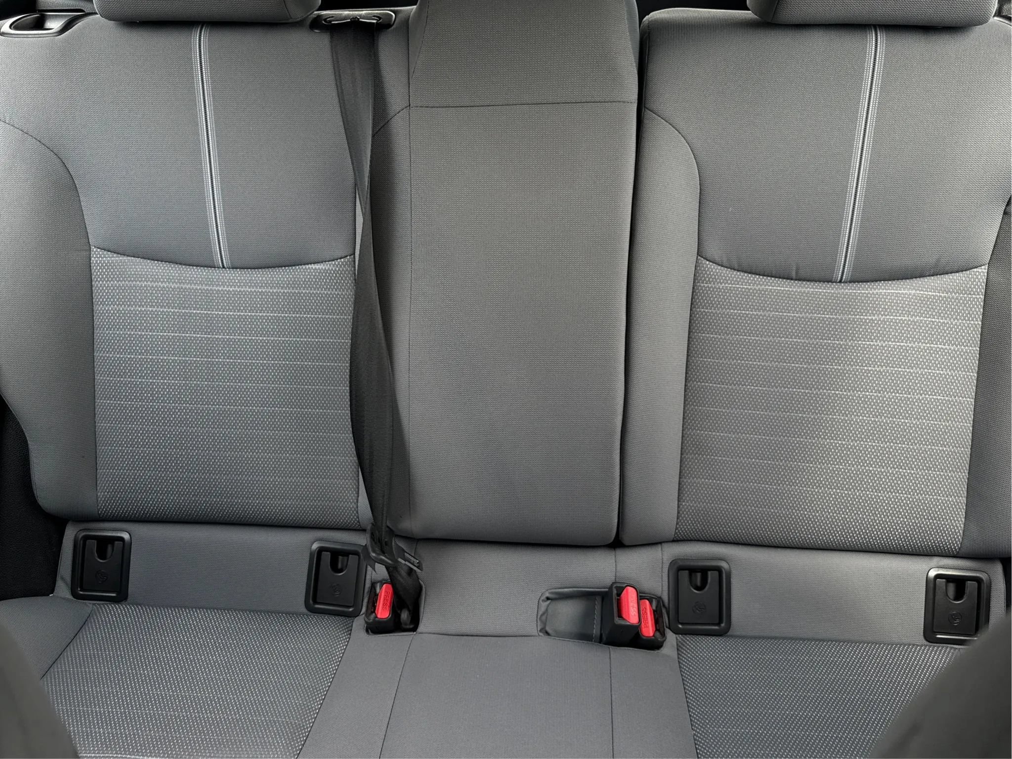 Used 2025 Toyota Corolla Cross AWD Hybrid image 25
