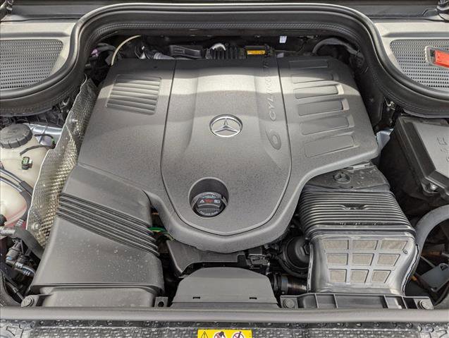 New 2025 Mercedes-Benz GLS 450 4MATIC image 16