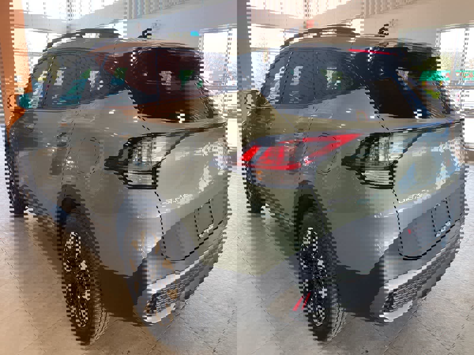 Used 2023 Kia Sportage X-Line w/ X-Line Premium Package AWD/4WD image 7