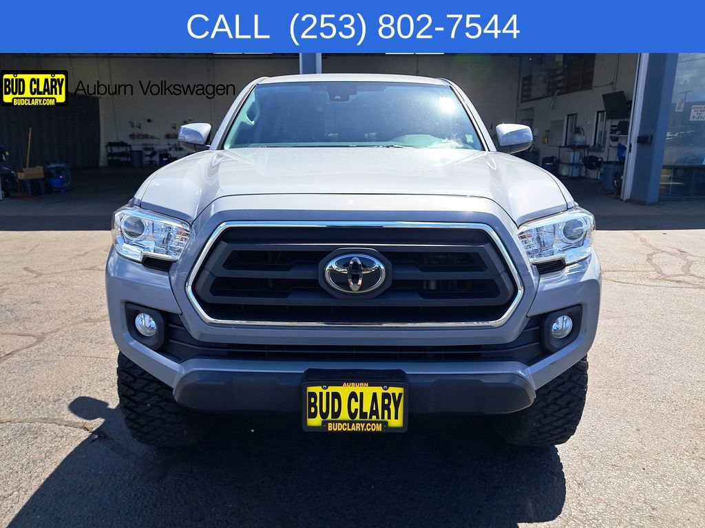 Used 2021 Toyota Tacoma SR5 AWD/4WD image 10