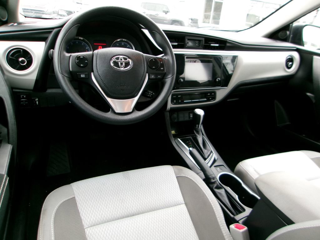 Used 2017 Toyota Corolla LE w/ Carpet Mat Package (TMS) image 9