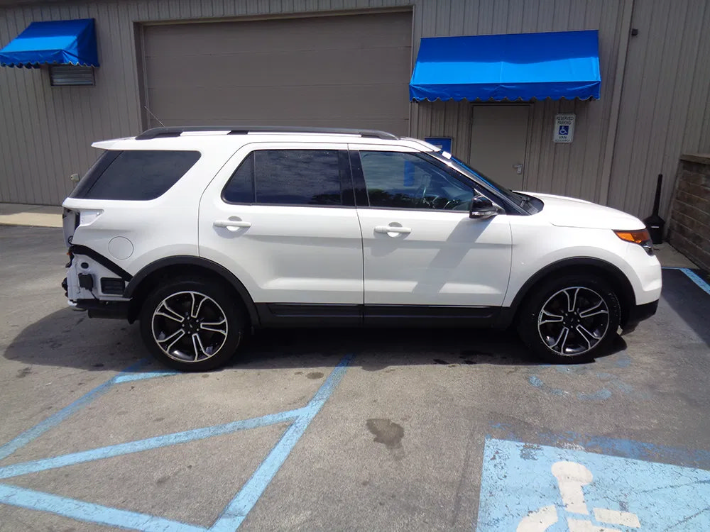 Used 2015 Ford Explorer Sport w/ Equipment Group 401A AWD/4WD image 11
