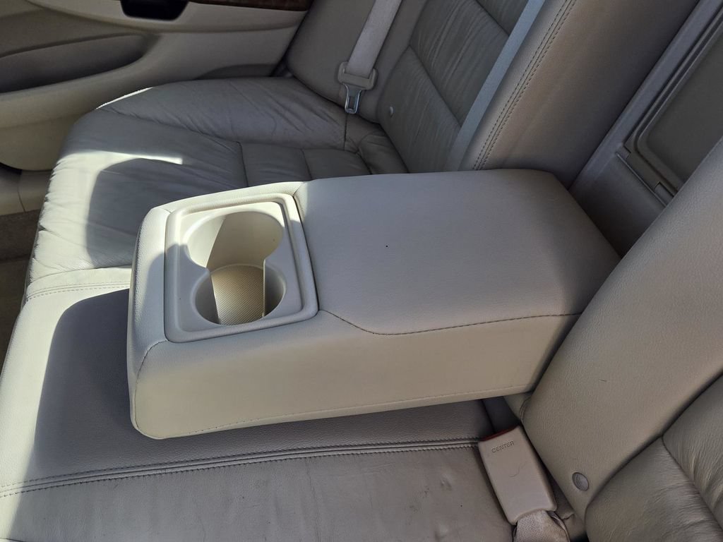Used 2010 Honda Accord EX-L image 39