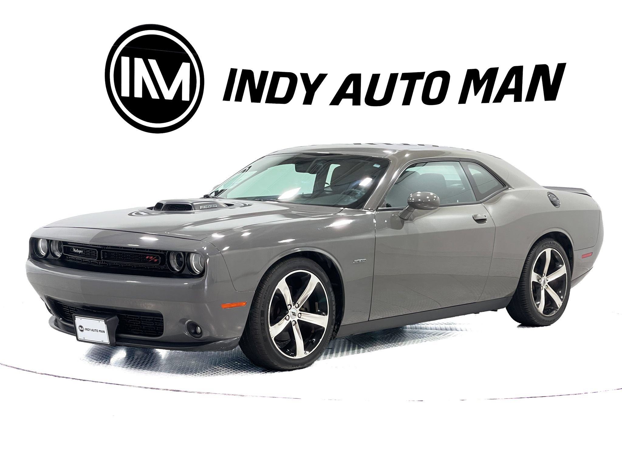 Used 2018 Dodge Challenger R/T RWD image 8