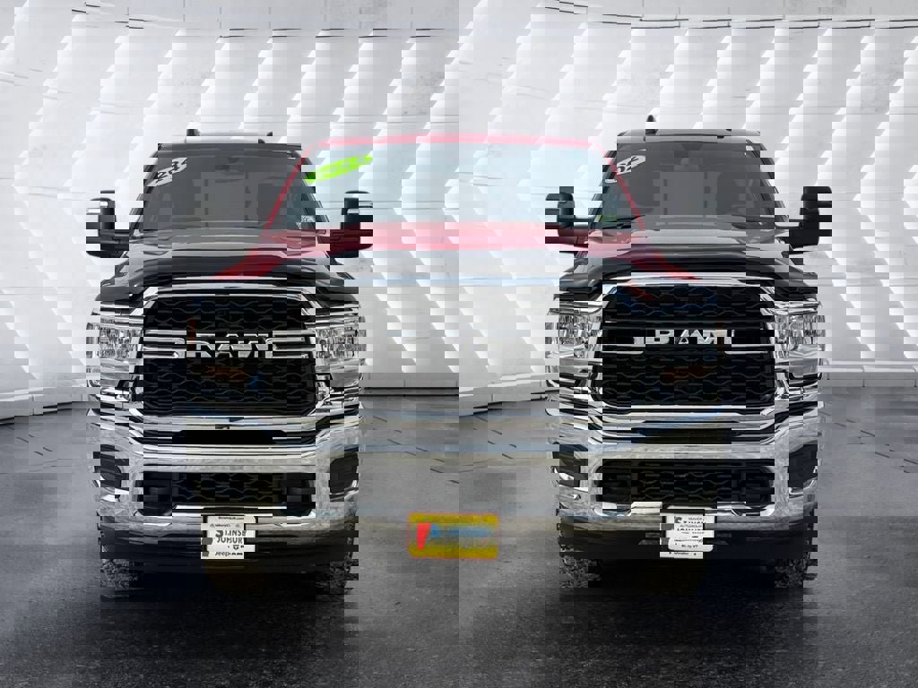 Used 2024 RAM 3500 Tradesman w/ Chrome Appearance Group image 9