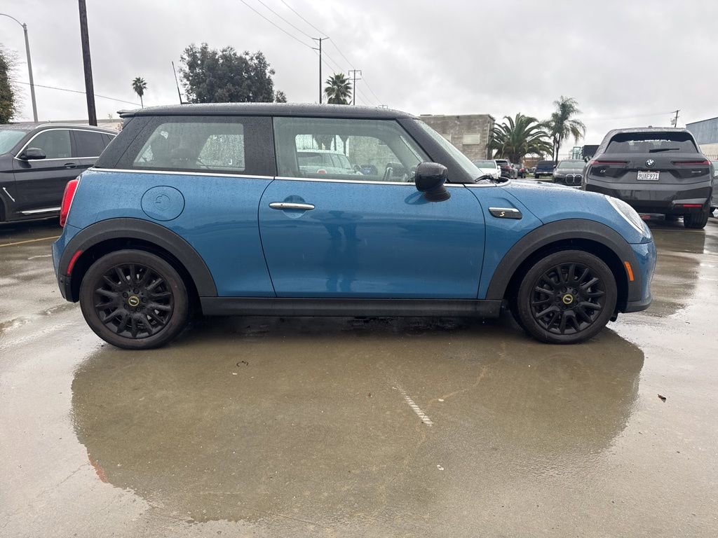 Used 2023 MINI Cooper SE image 6