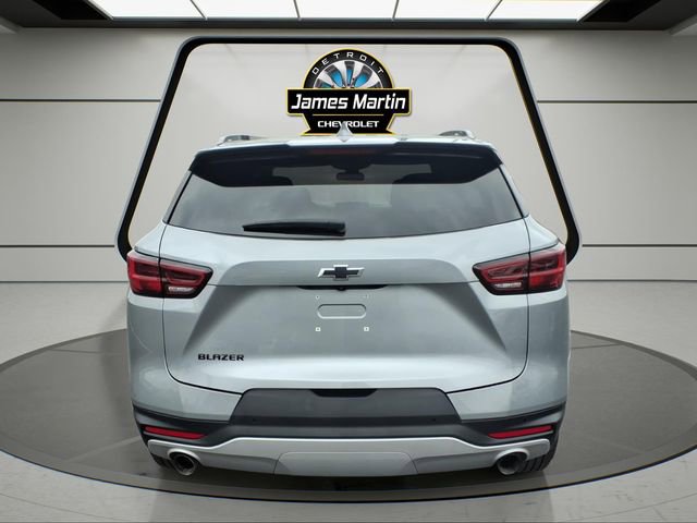 Certified 2025 Chevrolet Blazer LT w/ Convenience Package image 5