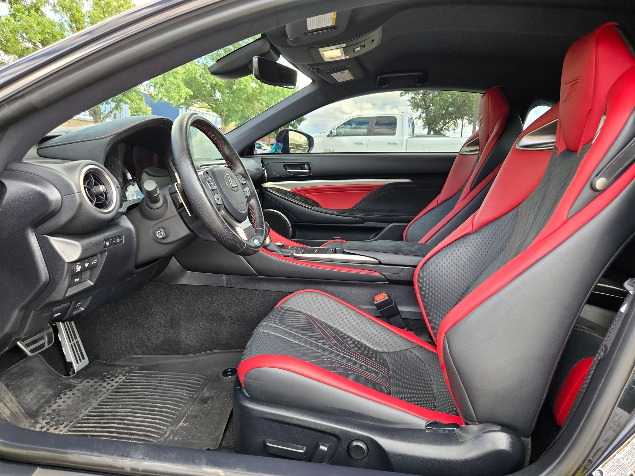 Used 2024 Lexus RC F w/ Carbon Package RWD image 10