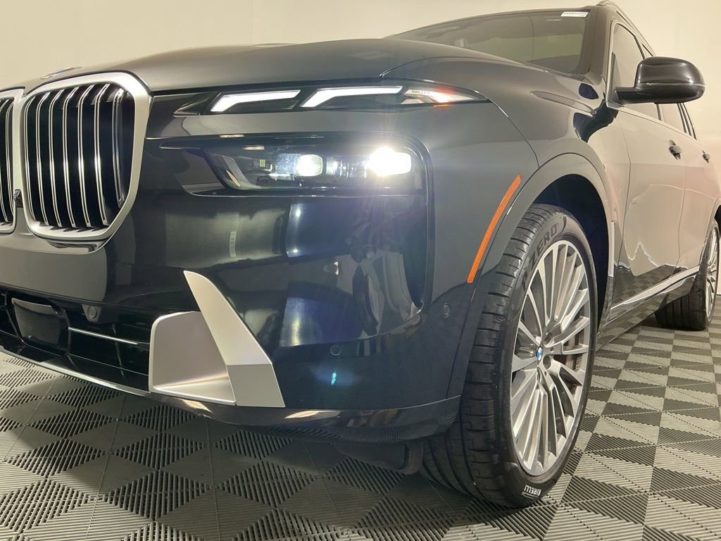 Certified 2025 BMW X7 xDrive40i image 10