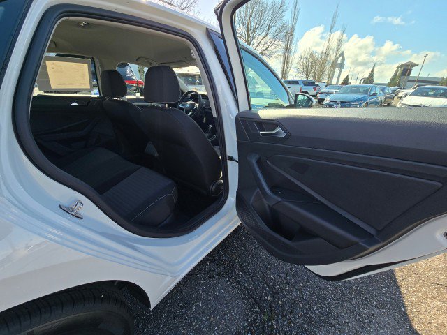 Used 2026 Volkswagen Jetta S FWD image 13