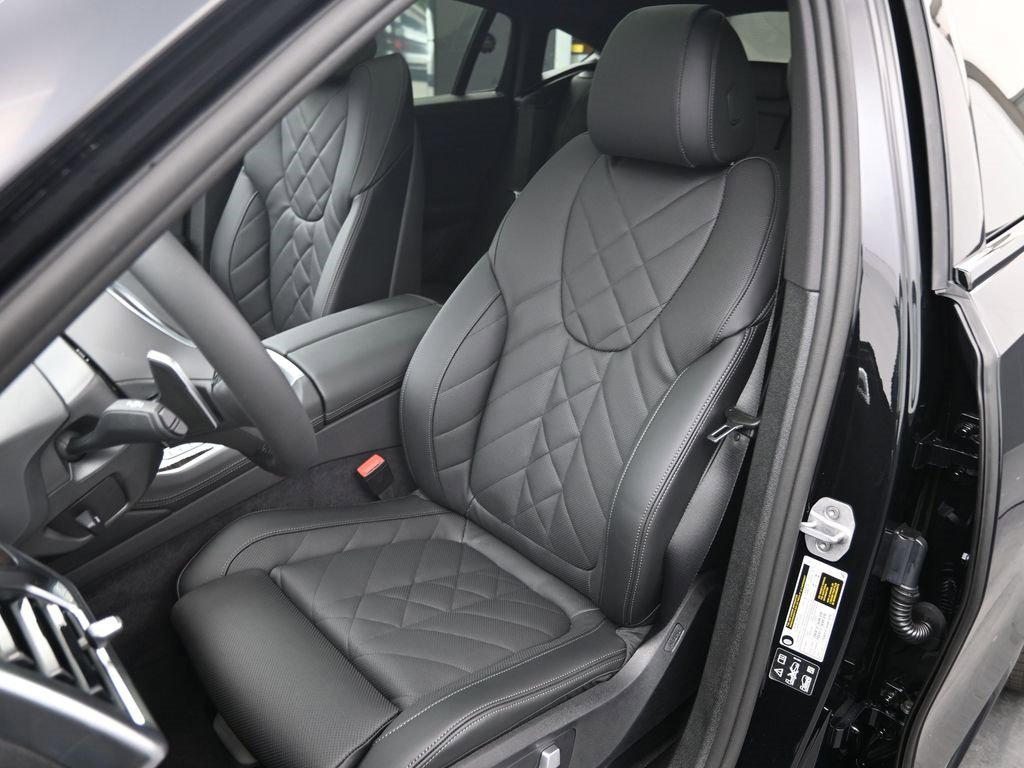 New 2026 BMW X6 xDrive40i w/ Premium Package image 13