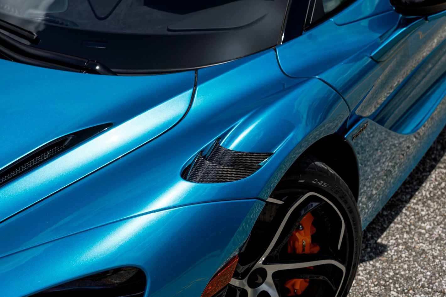 Used 2025 McLaren 750S RWD image 41