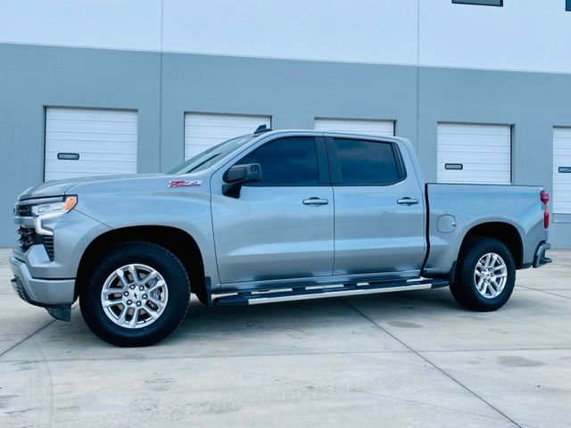 Used 2023 Chevrolet Silverado 1500 RST image 1