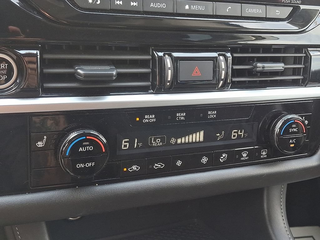 Used 2024 Nissan Pathfinder SV AWD/4WD image 16