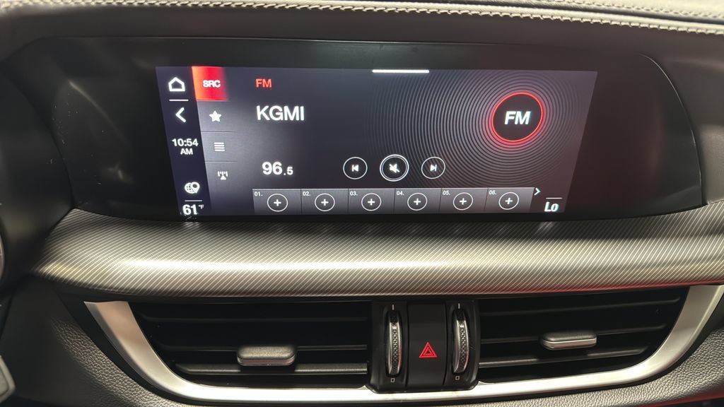 Used 2022 Alfa Romeo Stelvio Veloce AWD/4WD image 29