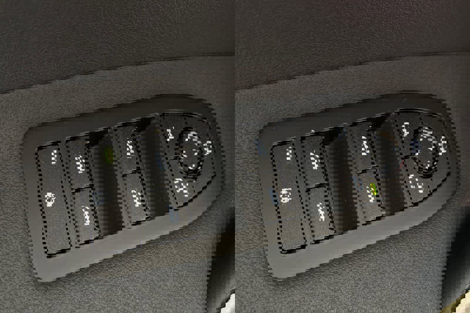 Used 2024 BMW iX xDrive50 w/ Sport Package image 13