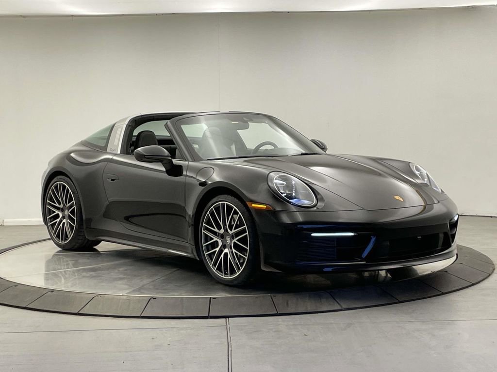 Certified 2022 Porsche 911 Targa 4S image 9