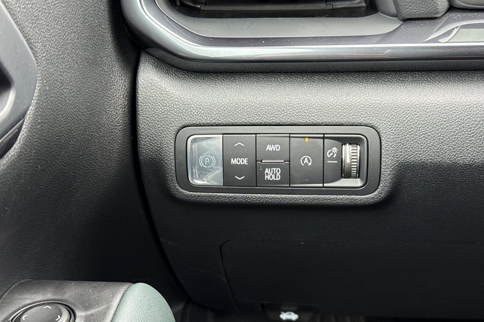 Used 2026 GMC Terrain AT4 w/ Technology Package II image 37