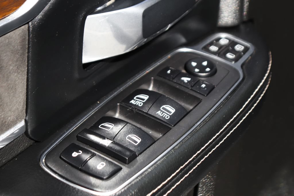 Used 2023 RAM 2500 Laramie AWD/4WD image 17