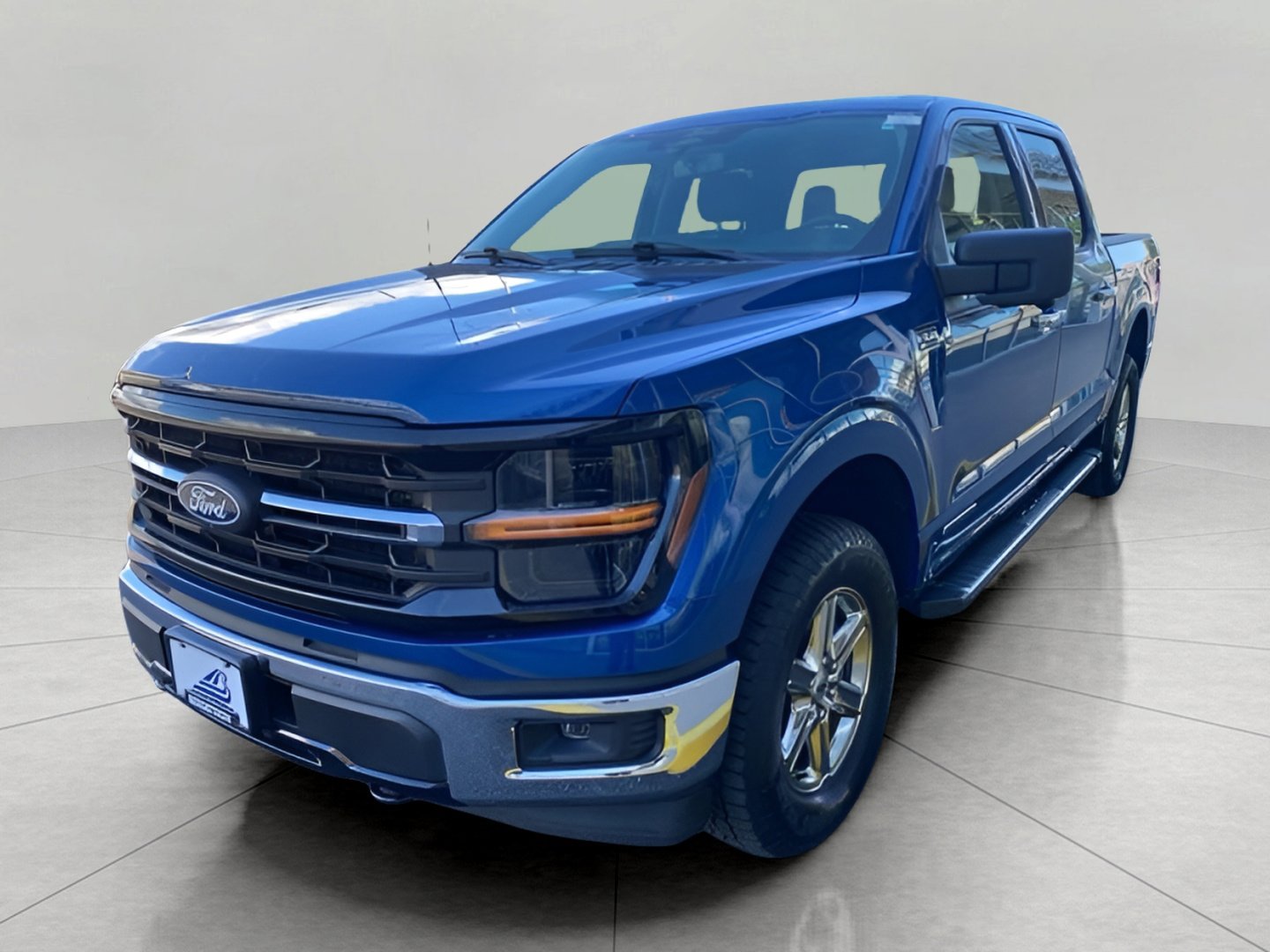 Used 2024 Ford F150 XLT w/ Mobile Office Package image 4