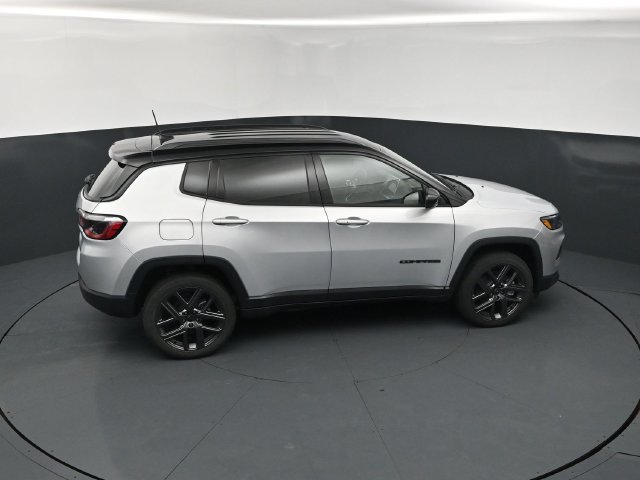New 2026 Jeep Compass Limited AWD/4WD image 18