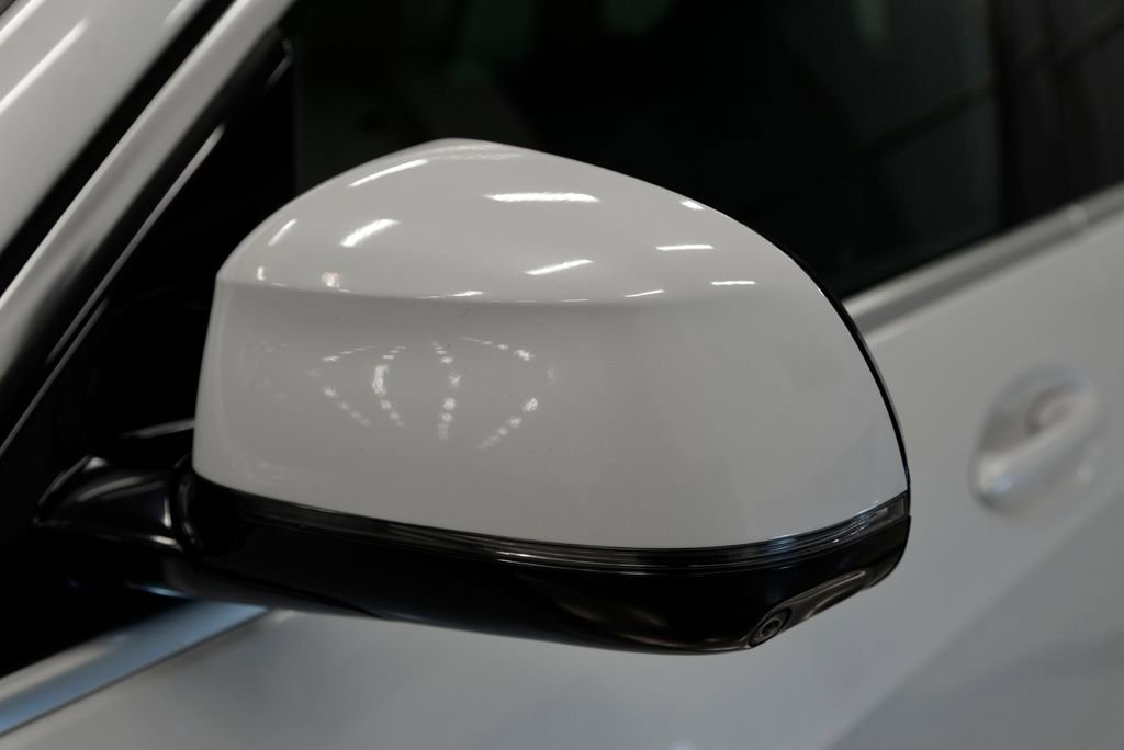 Used 2023 BMW X5 xDrive45e w/ Climate Comfort Package image 12