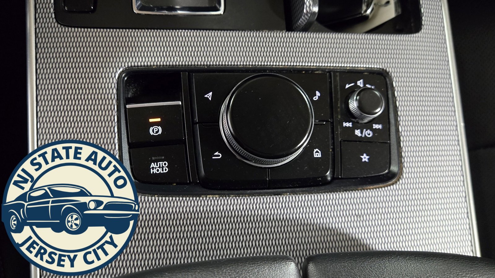 Used 2024 MAZDA CX-90 3.3 Turbo w/ Preferred Plus image 17