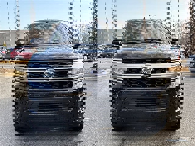 Used 2024 Ford Expedition XLT image 5